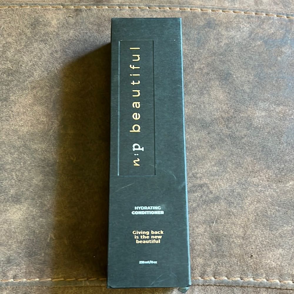 n:philanthropy beautiful Hydrating Conditioner nib